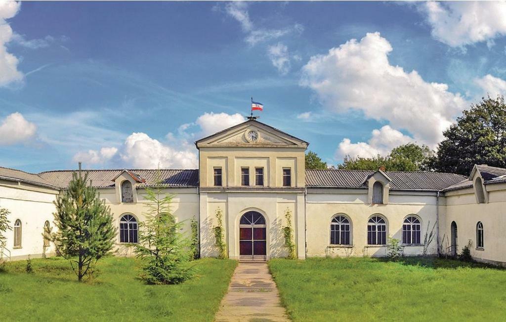 Schloss Tressow Bobitz 外观 照片